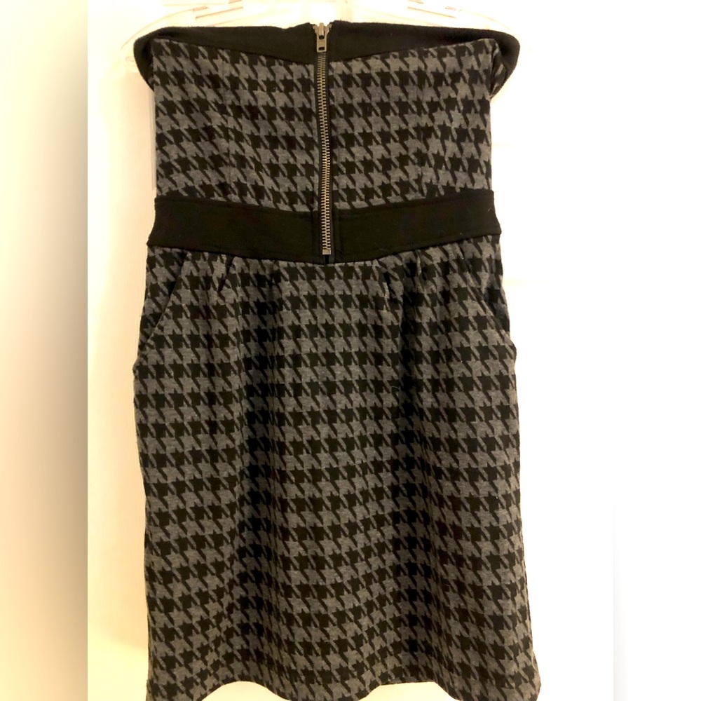 Dolce & Gabbana strapless dress with pockets size 4